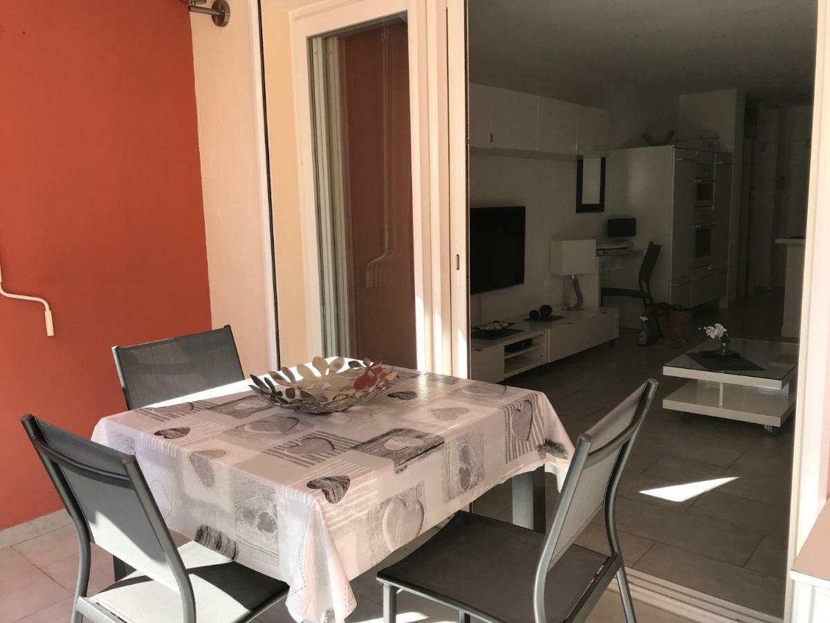 Les Hameaux Apartment